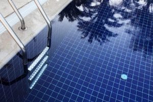 How to take care of your pool while your on holiday