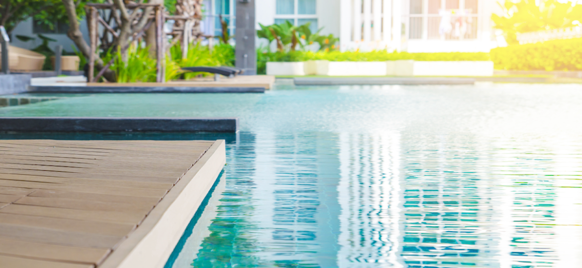 ROTH Clear Comfort Sponsored Blog Banner Image